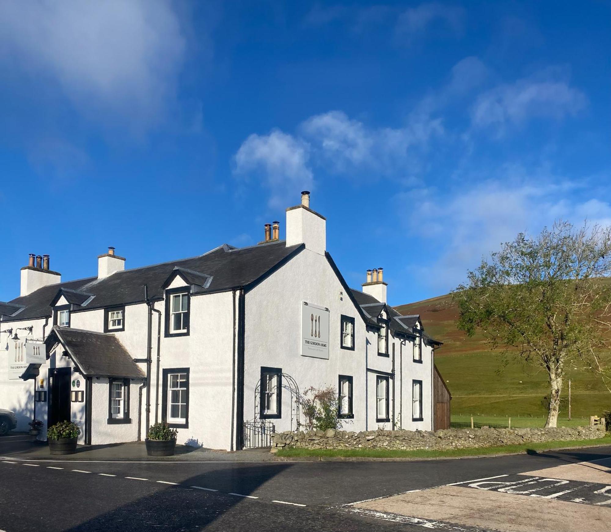 The Gordon Arms Restaurant With Rooms Yarrow Esterno foto